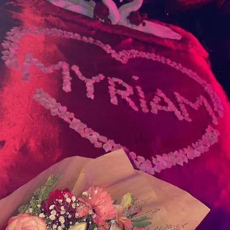 Rr Jacuzzi Oda ve Kahvaltı