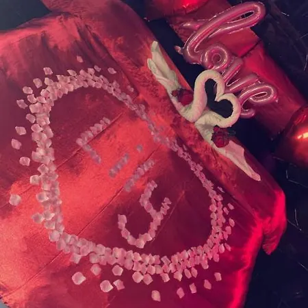 Rr Jacuzzi Oda ve Kahvaltı