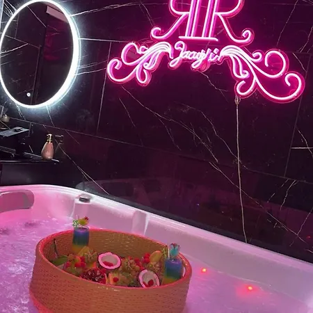 Rr Jacuzzi