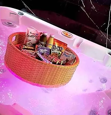 Rr Jacuzzi